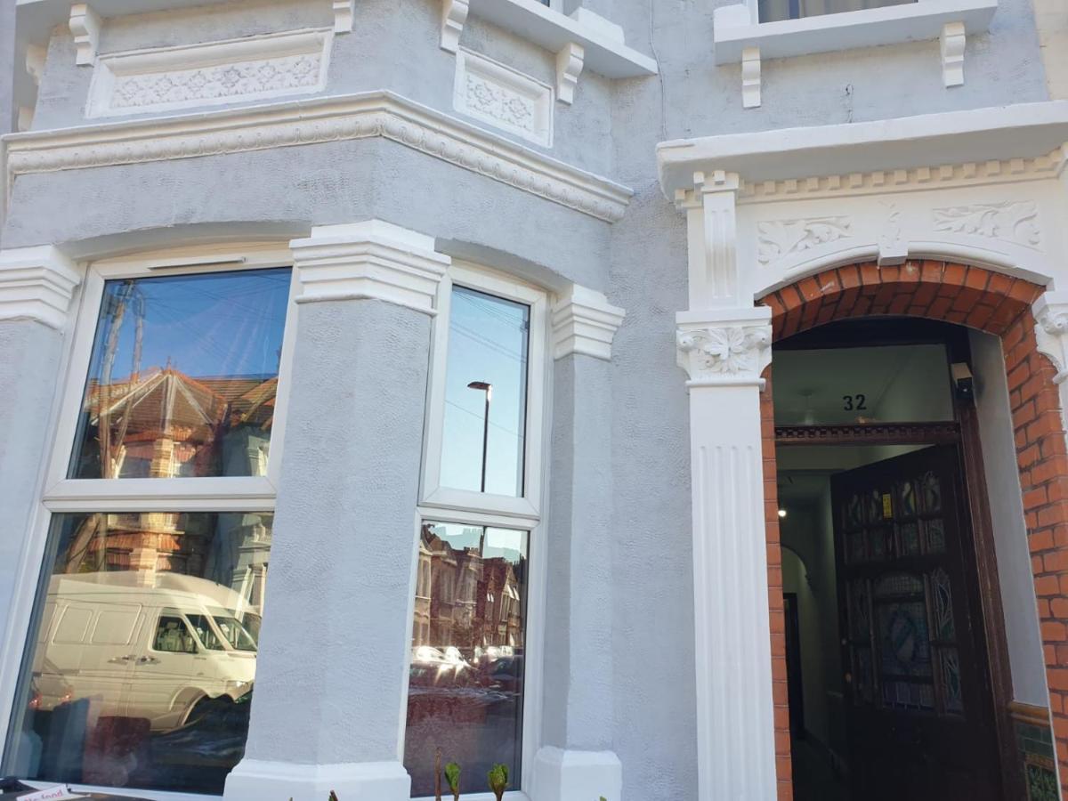 Burney Tomar House Leilighet Croydon Eksteriør bilde