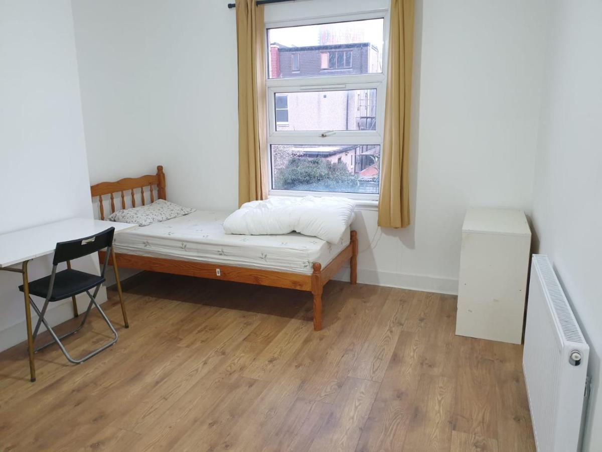 Burney Tomar House Leilighet Croydon Eksteriør bilde