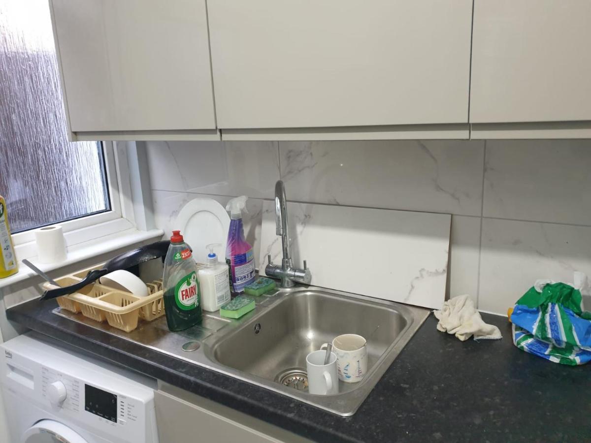 Burney Tomar House Leilighet Croydon Eksteriør bilde