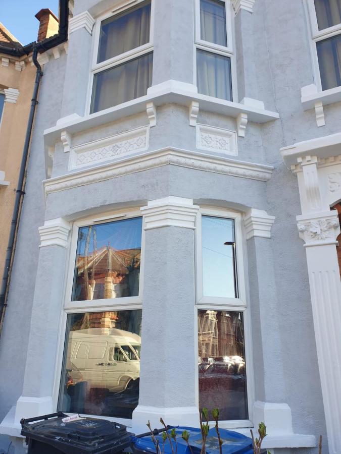 Burney Tomar House Leilighet Croydon Eksteriør bilde
